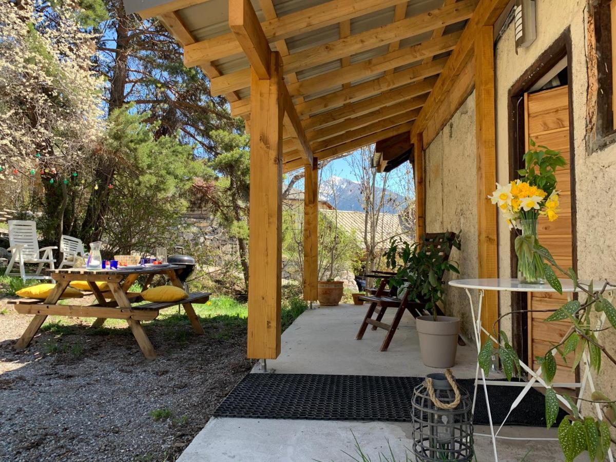 Appartement Duplex Avec Jardin Attenant Briançon Buitenkant foto