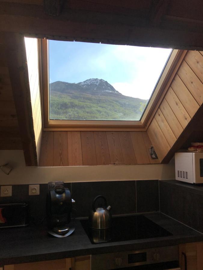 Appartement Duplex Avec Jardin Attenant Briançon Buitenkant foto